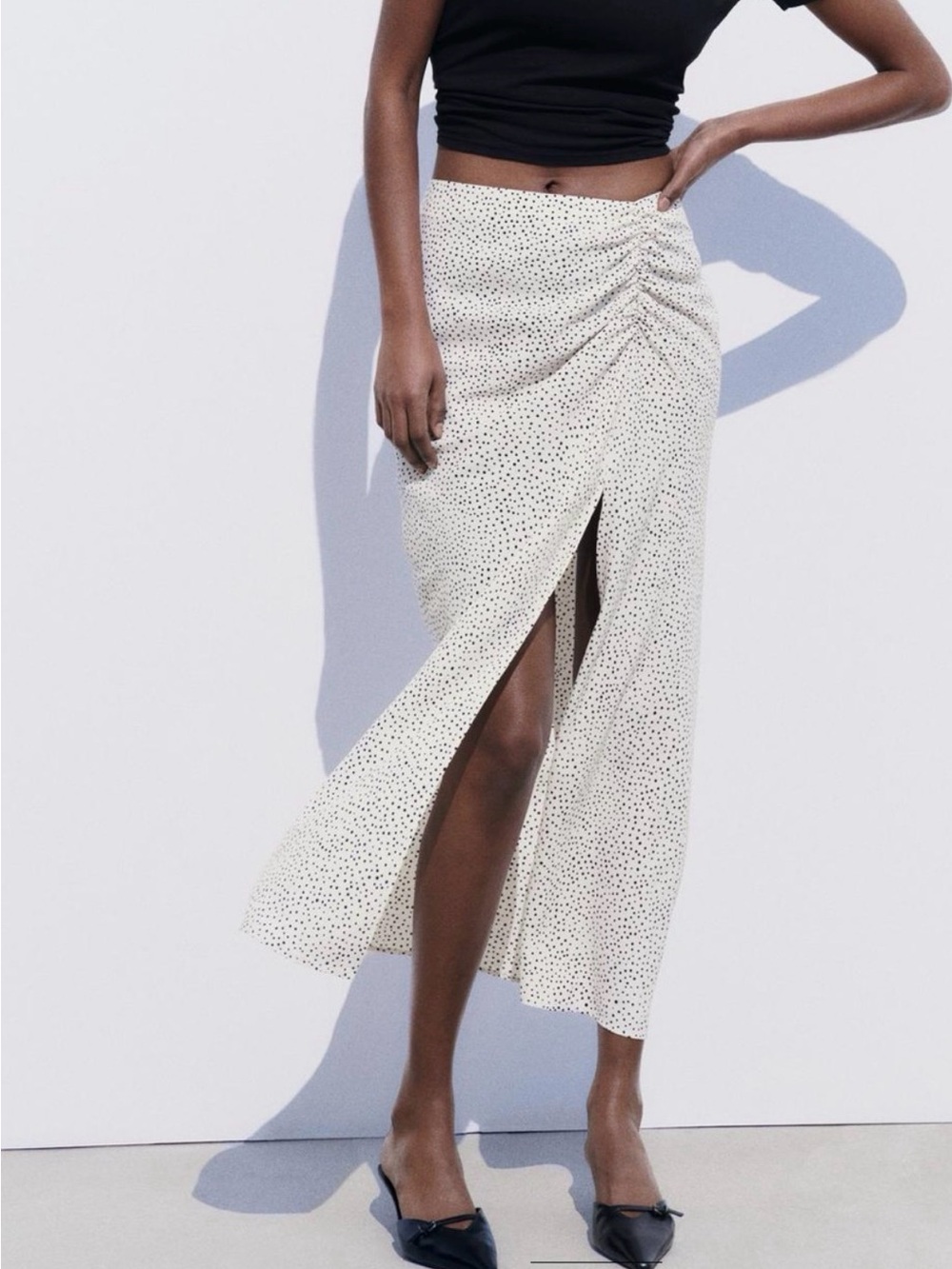 Zara RUCHED DOTTED MIDI SKIRT